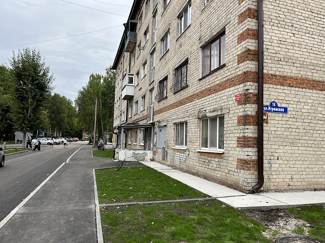 УСТЭК продолжает обновлять инфраструктуру города: в рамках летней ремонтной кампании 2025 проходит замена тепловых сетей в ходе программы благоустройства пяти дворовых территорий